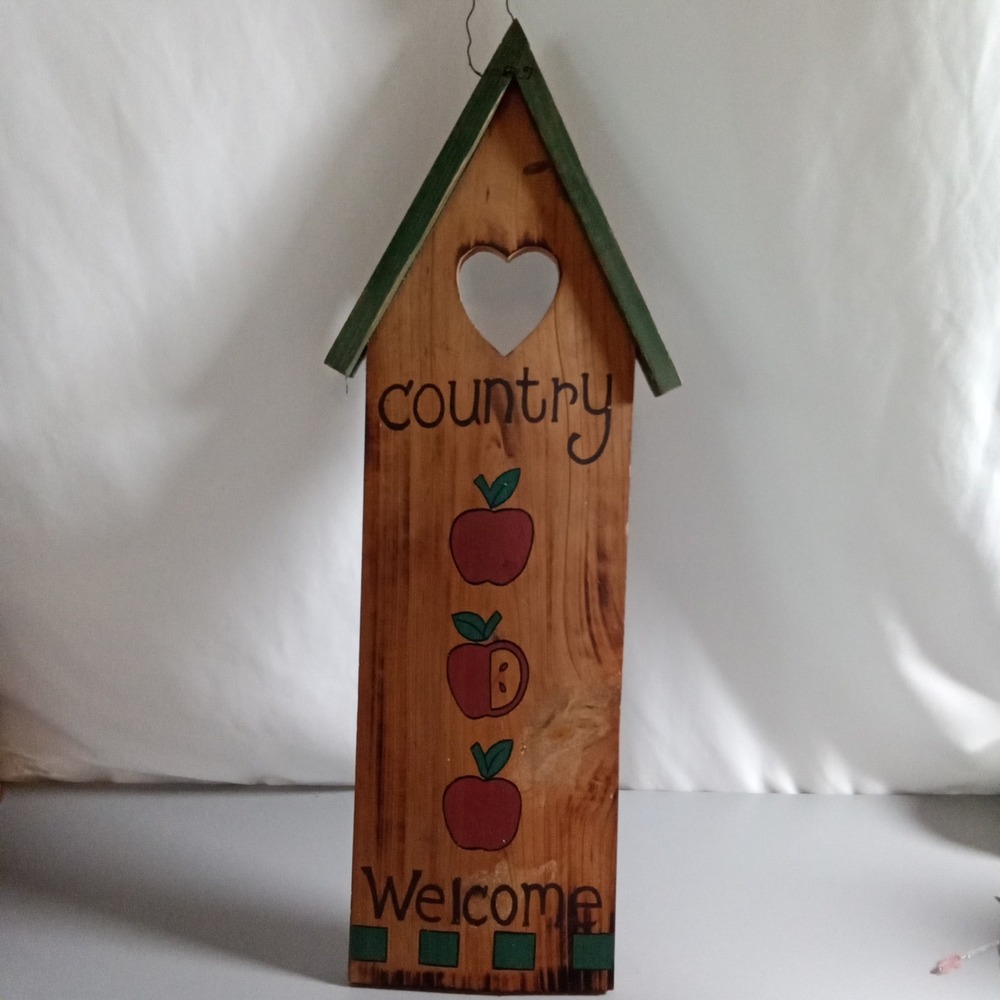 Vintage Rustic Wood Country Welcome Sign Hand Painted Apples Heart Cutout 22.5in